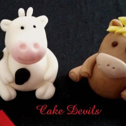 Barn & Farm Animal Fondant- Mini Cake..